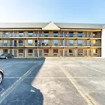Hotel Baltimore Hwy 40